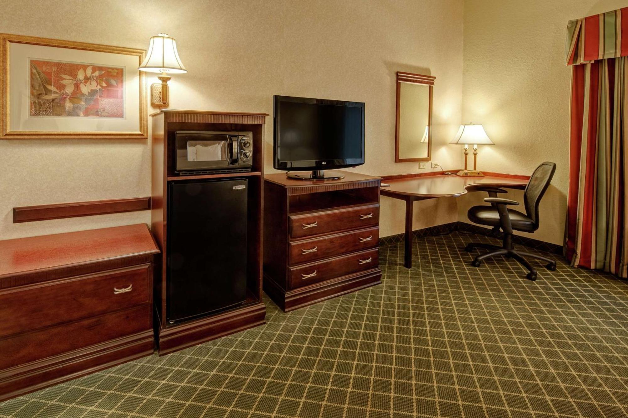 Hampton Hotel 3*